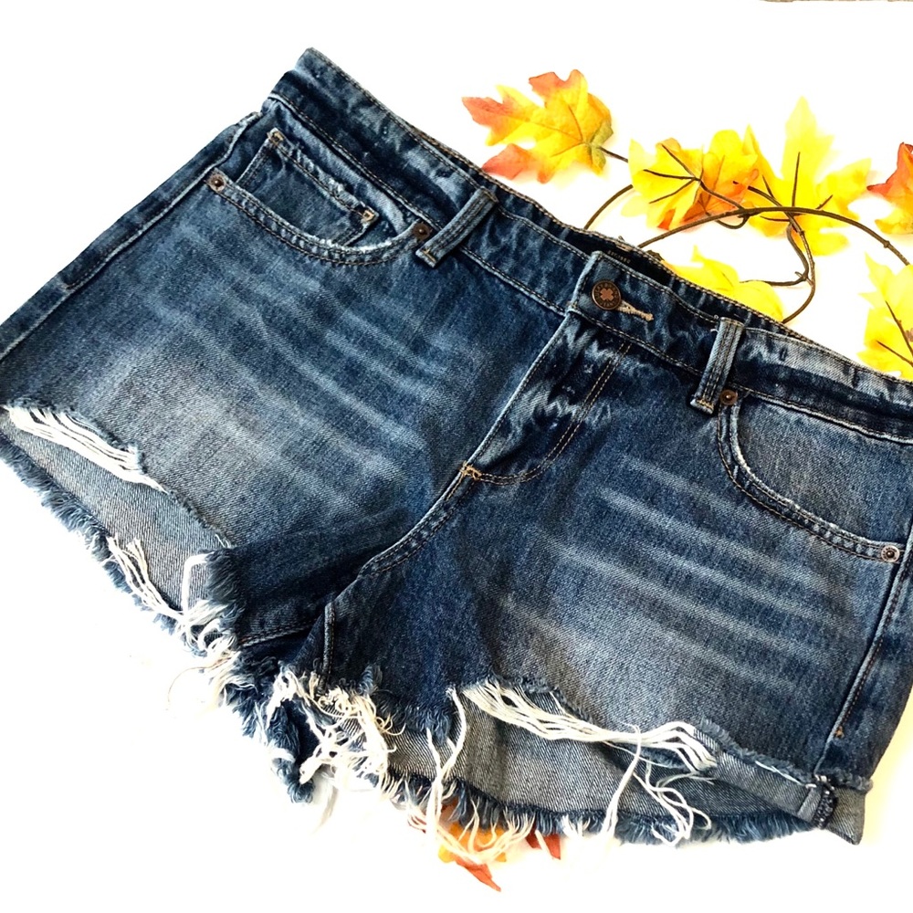 Lucky brand distressed denim shorts